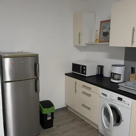 شقة Gewerbewohnung Fuer Monteure Und Geschaeftsreisende *