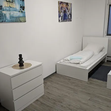 Gewerbewohnung Fuer Monteure Und Geschaeftsreisende شقة إتسهويه