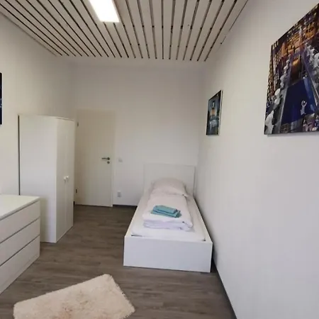 Gewerbewohnung Fuer Monteure Und Geschaeftsreisende * إتسهويه